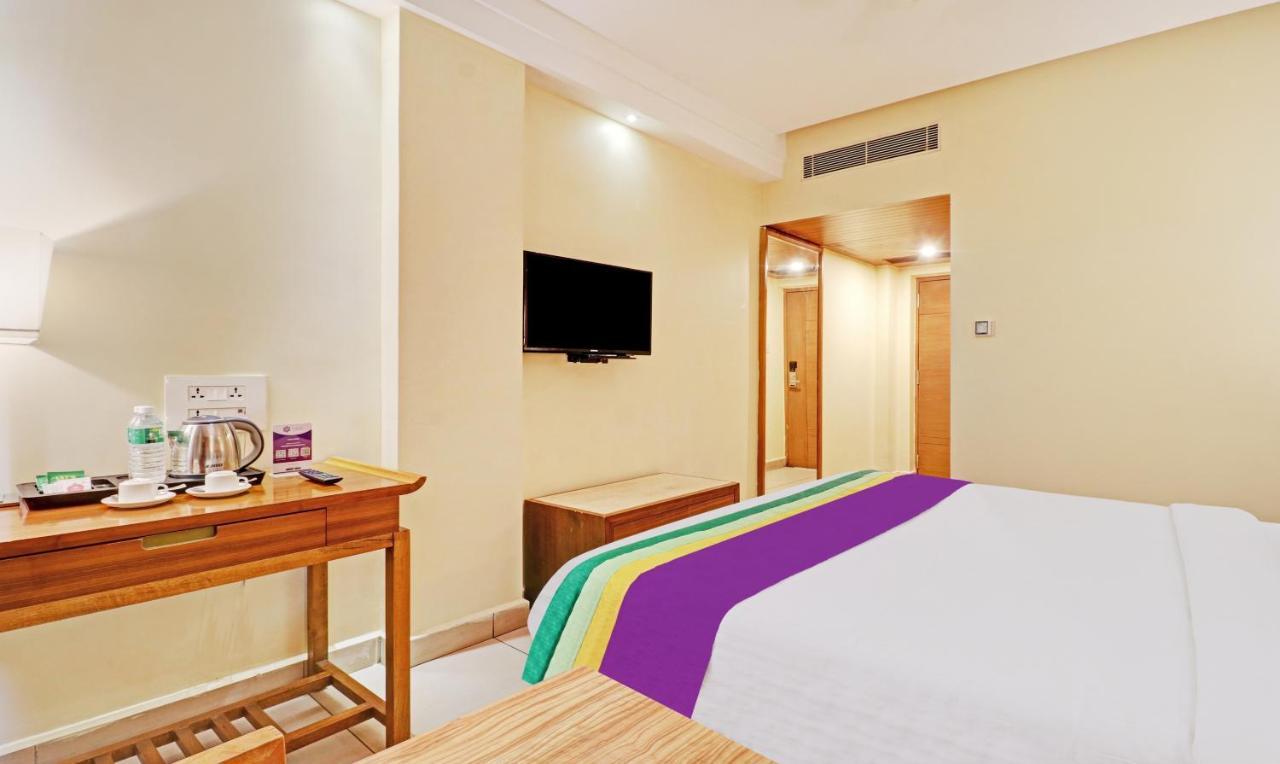 Treebo Tryst Park N Hotel วิเจยาวารา ภายนอก รูปภาพ